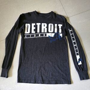 Detroit Lions Long-Sleeve T-shirt - Dark Gray, White and Blue - Small